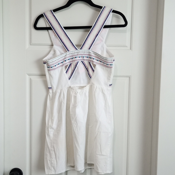 🛍 American Eagle Tribal Print Dress - Picture 3 of 4